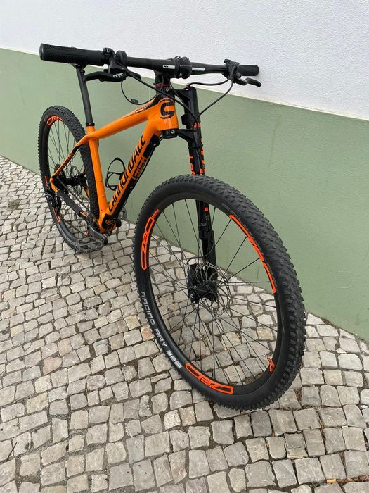 799€
Cannondale FSI carbon 1
Rodas carbono 
Transmissão eletrónica Di2