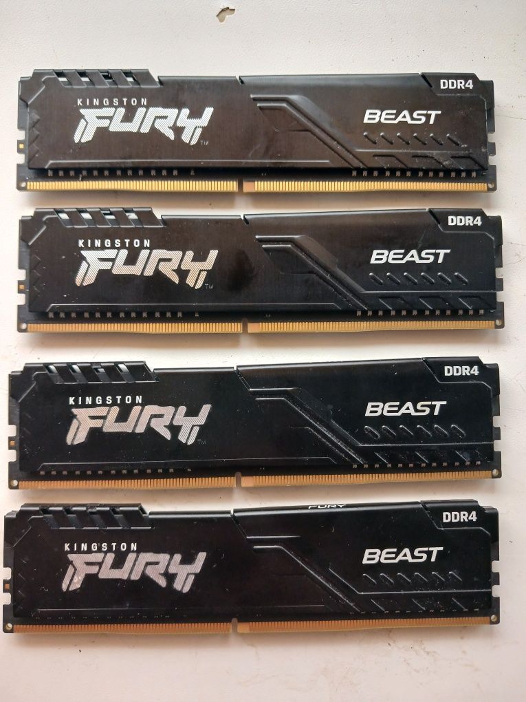 Оперативна пам’ять Kingston Fury DDR4-3200