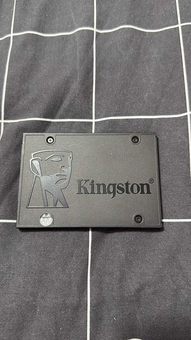 Kingston SSD 240GB (ABERTO)