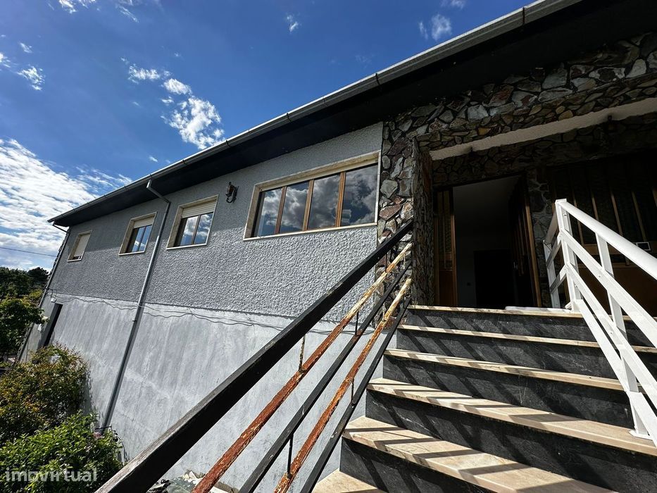 Imóvel de banco : escritura ao abrigo do simplex