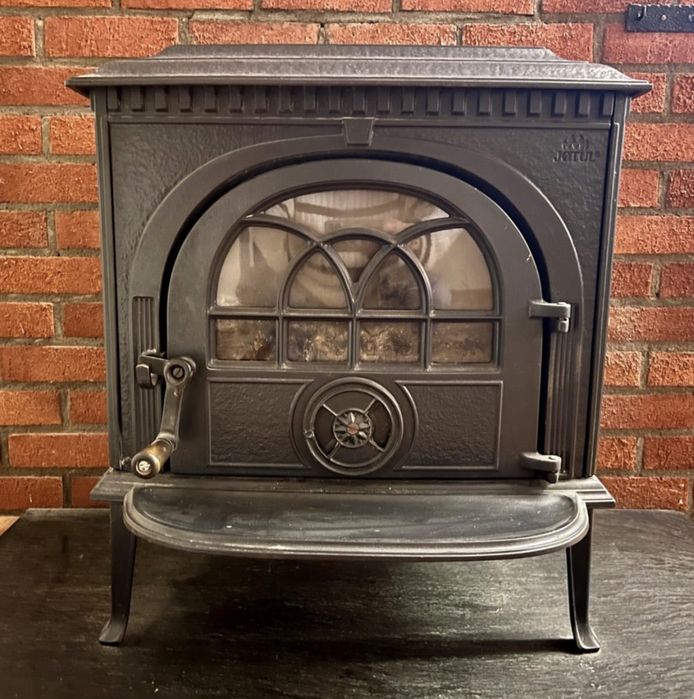 Norweski kominek Jøtul 8