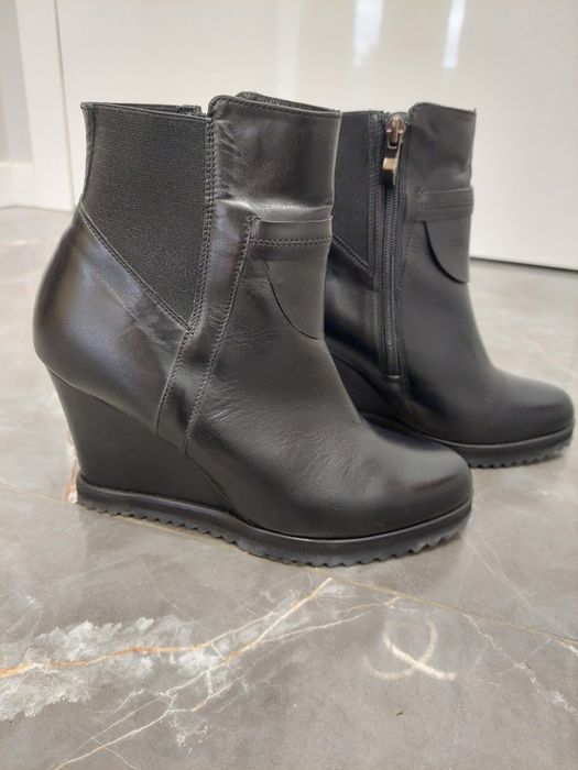 Botki koturny 37 skóra naturalna Monnari