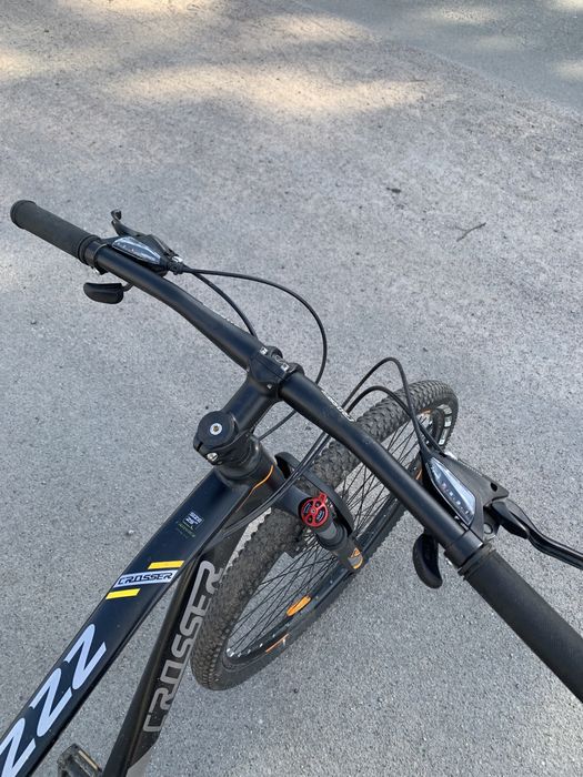 Продам велисопед Jazz Crosser