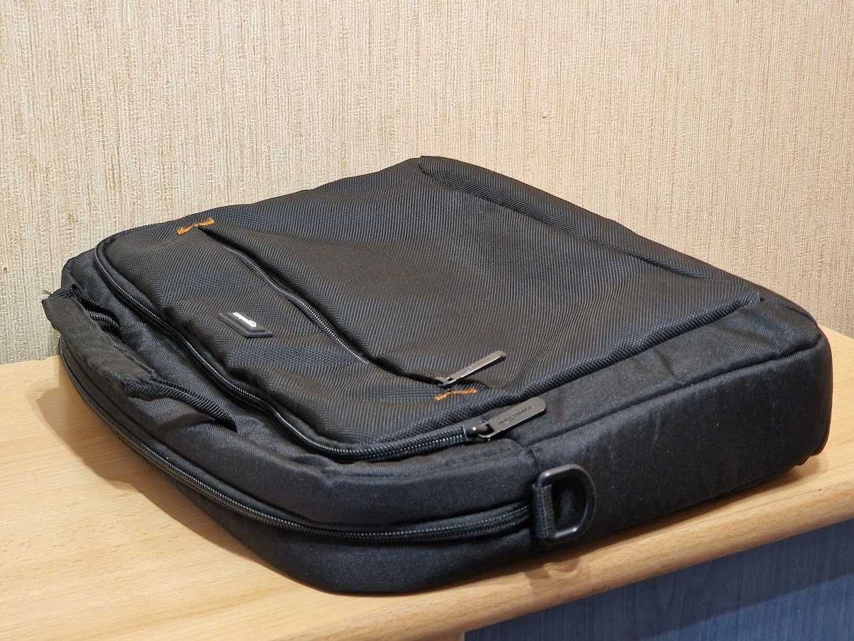 Сумка для ноутбука Amazon Basics 15.6"-17.3" В ідеальному стані