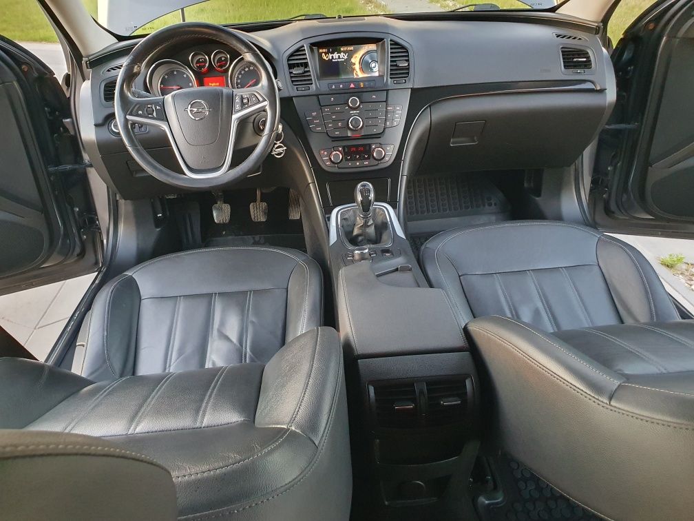 OPEL INSIGNIA A * 2 Lata w Kraju *Doinwestowana $ Bogate Wyposażenie $
