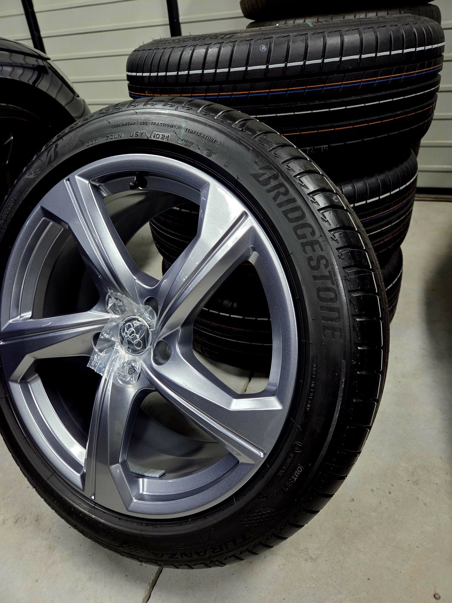 Nowe Oryginalne Koła Audi 19 A6 C8 A6 C7 Q3 2024r