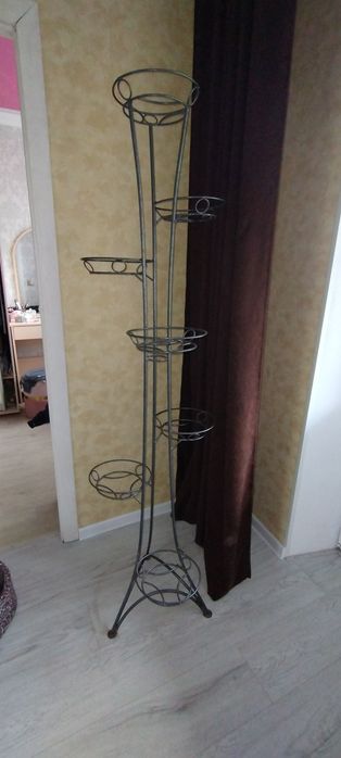 Подставка для цветов