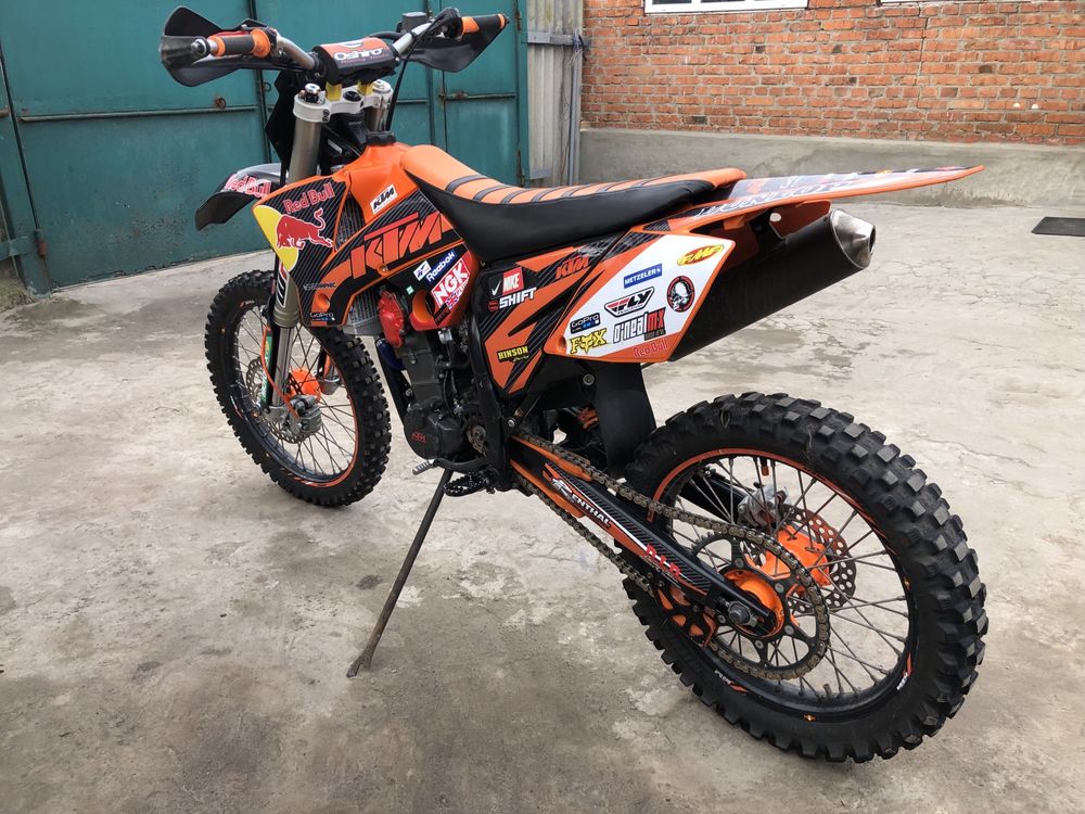 Мотоцыкл кросовый ktm sx 450 2006 год 56л.с