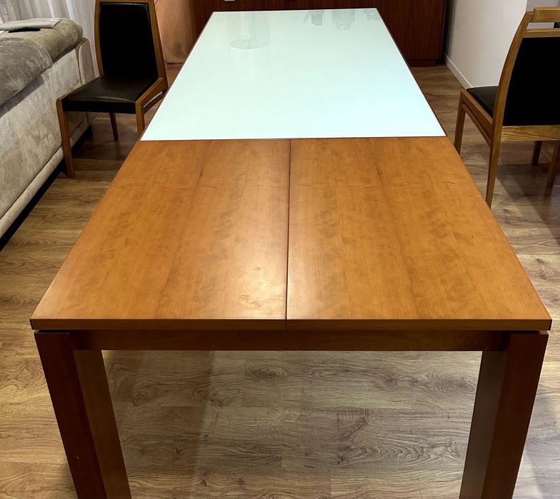 Mesa de sala de jantar