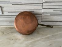 Frigideira cobre com asa de latão