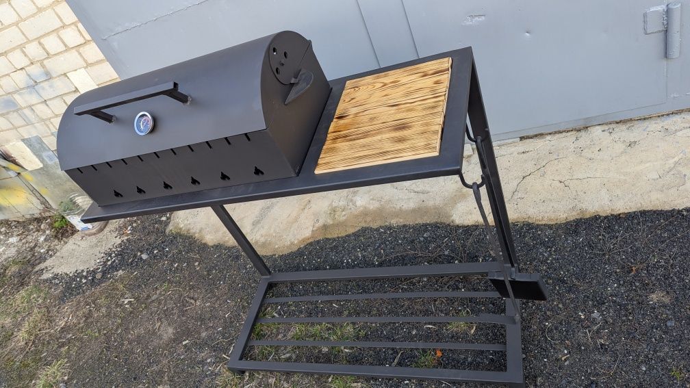 Мангал стаціонарний на 11 шампурів 4 мм на дачу BBQ мангал с кришкой
