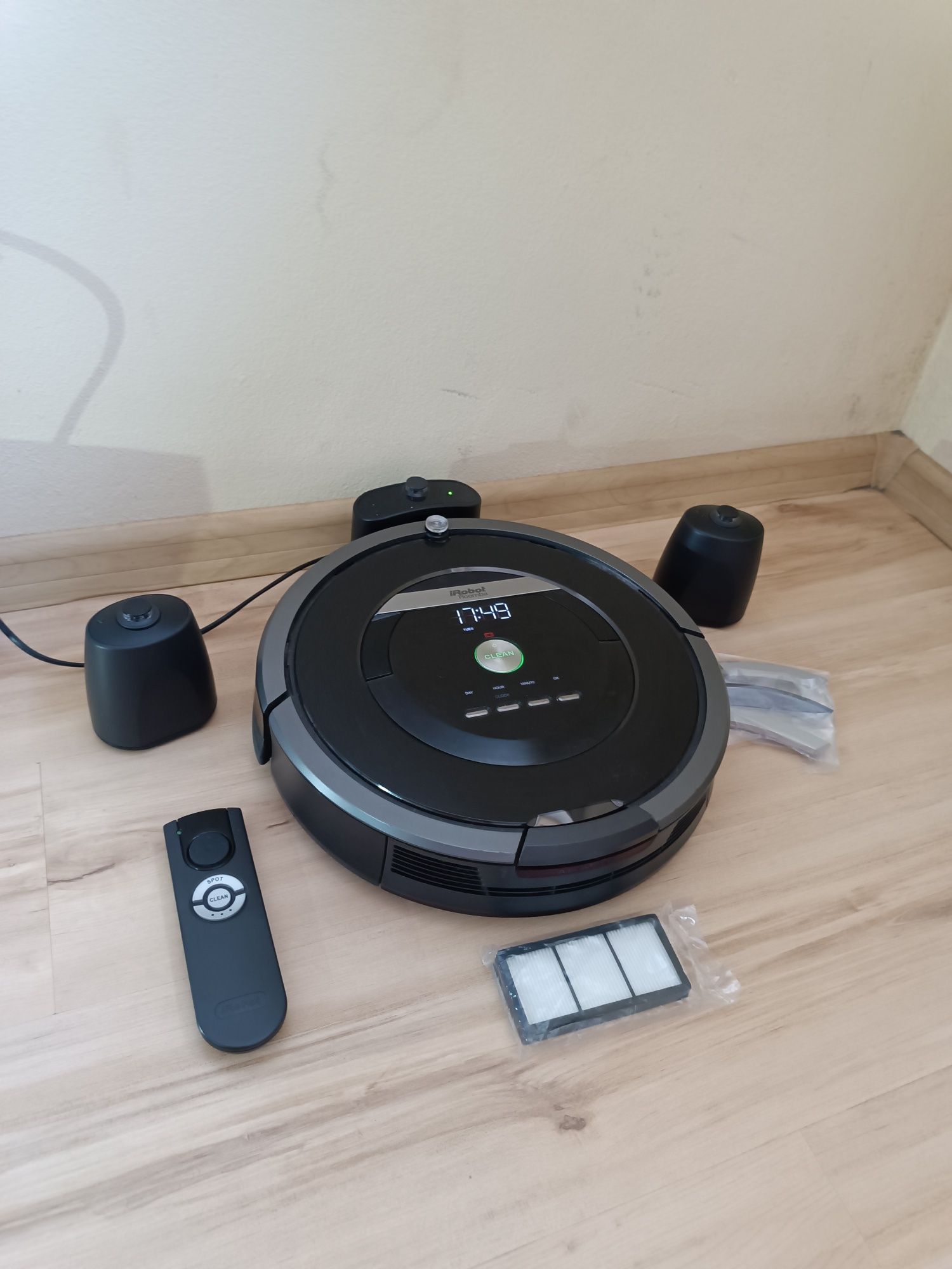 Robot sprzątający roombo