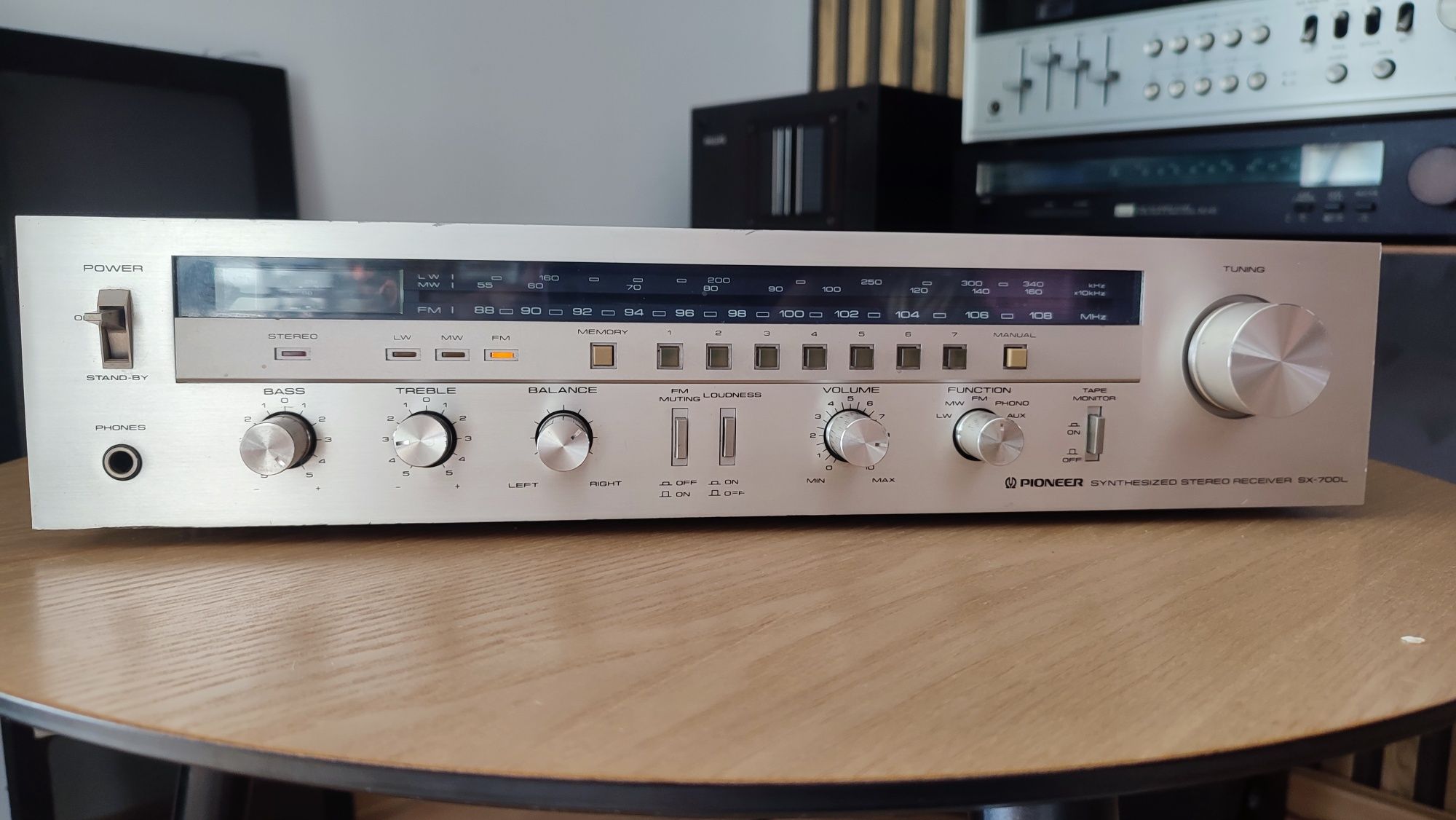 Pioneer SX 700L Amplituner