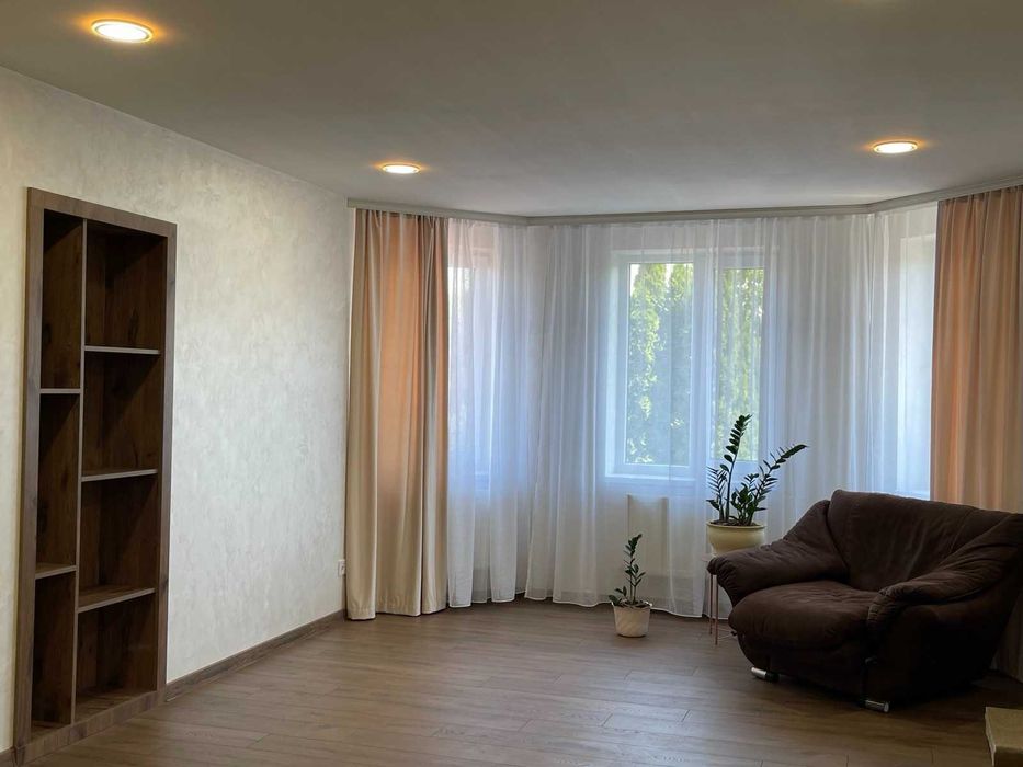 Сучасний будинок з купою переваг для щасливого життя вашої родини