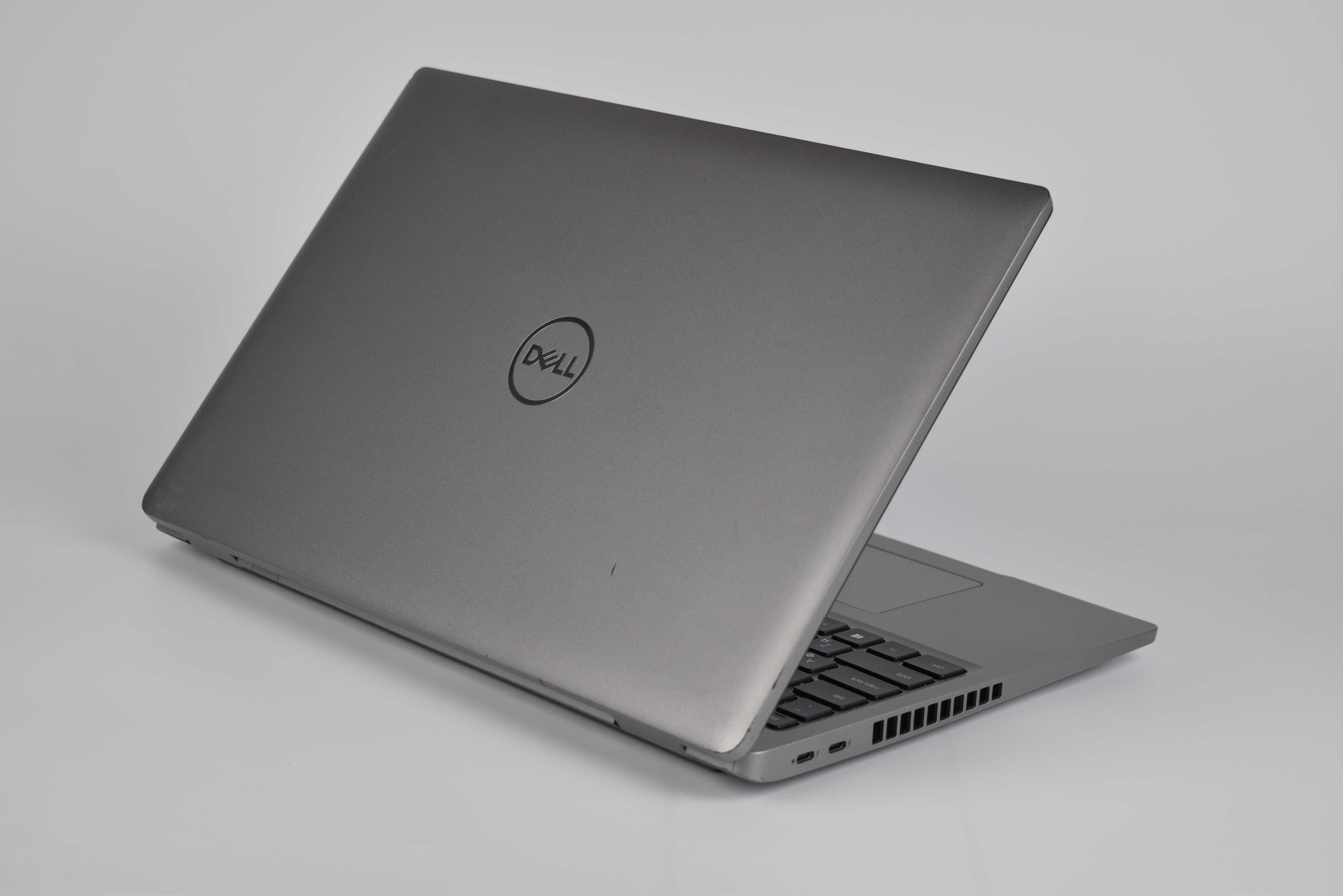 Dell Precision 3560 i5-1145G7 NVIDIA T500 16гб 512/1тб Ігровий Ноутбук