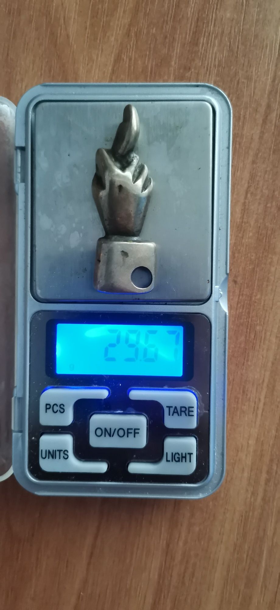 Брелок на ключи  дуля.
