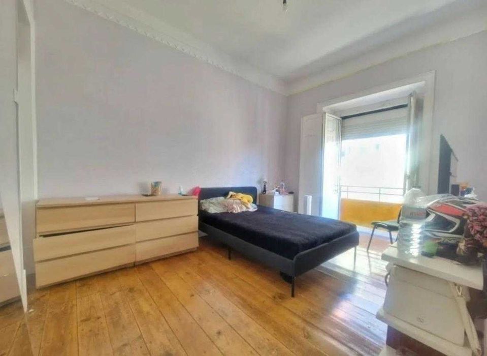 T2 Remodelado, 75 m² – Lisboa (Penha de França) – 1300€