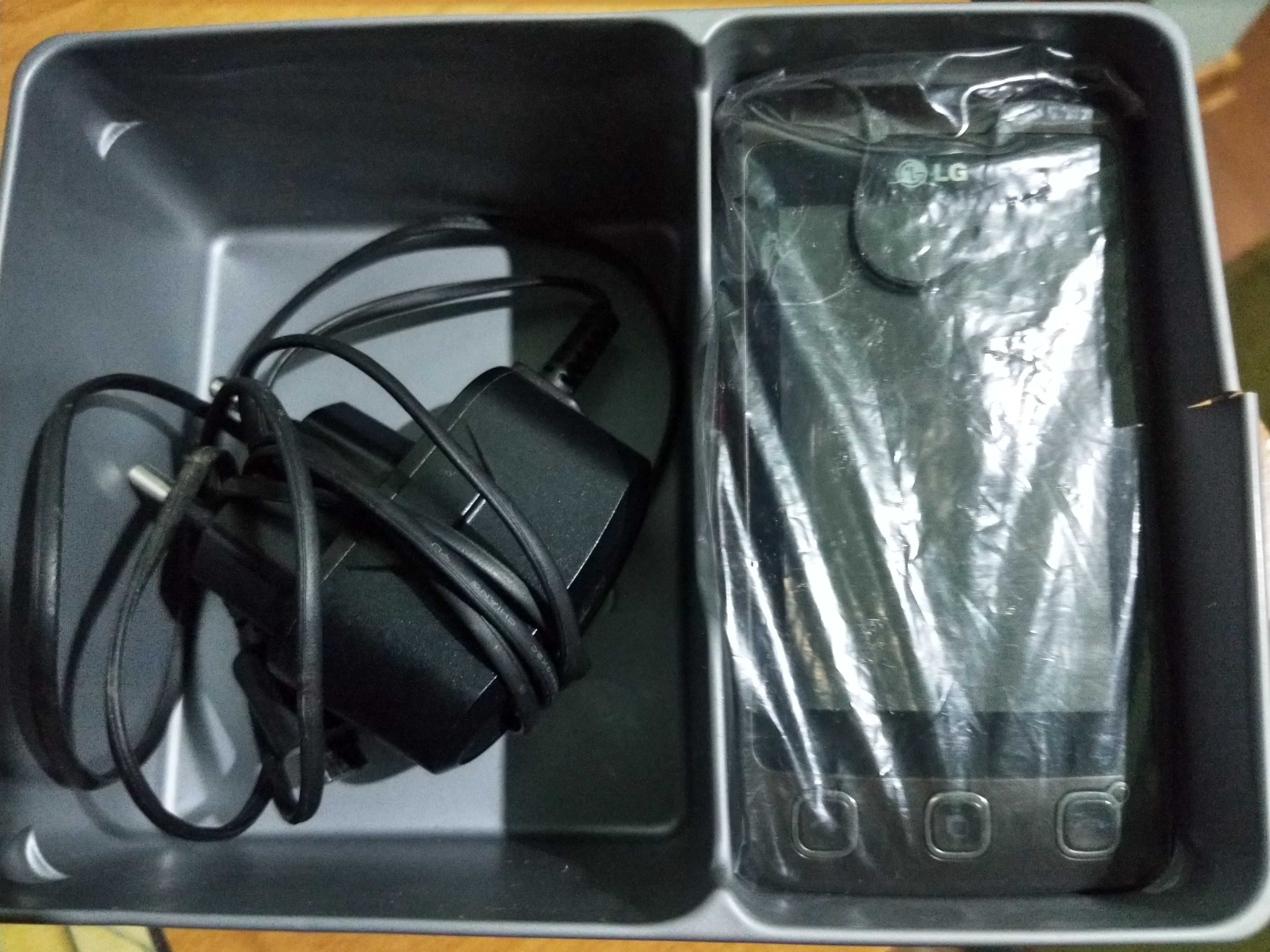 WYJĄTKOWA OKAZJA! Smartfon LG KP500 w idealnym stanie!