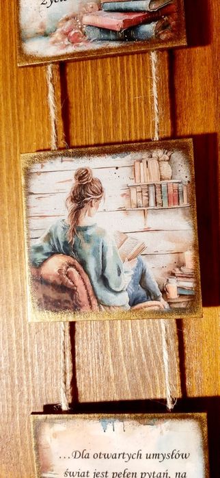 Zawieszki na ścianę ręcznie robione prezent książki nauka rękodzieło