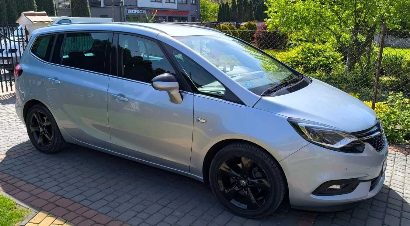 Opel Zafira Tourer 1.6 CDTI • Rodzinny Kompan Gotowy na Wszystko!
