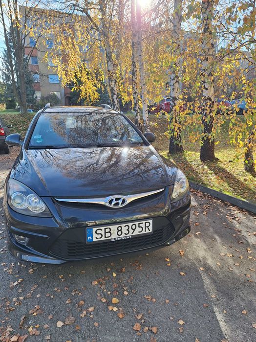Hyundai i30 cw, kombi 2011, lifting, bezwypadkowy, 1 396 cm3 / 109 KM