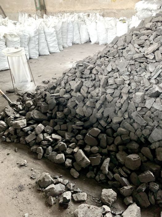 Уголь в мешках вугілля брикеты