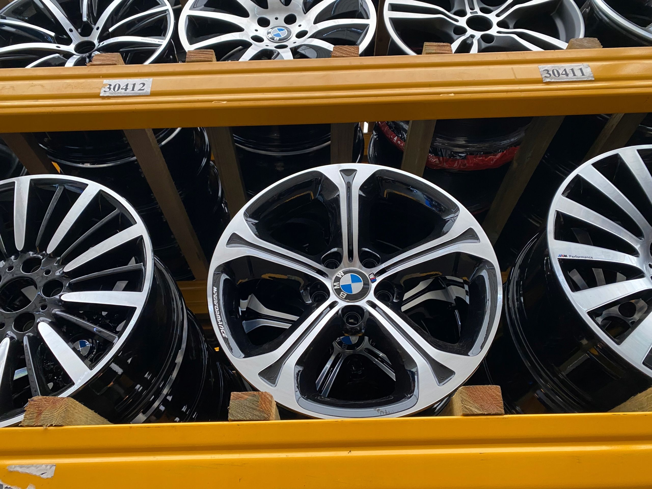 Felgi 18 BMW F10 F11 F01 m Performance 8 ET30