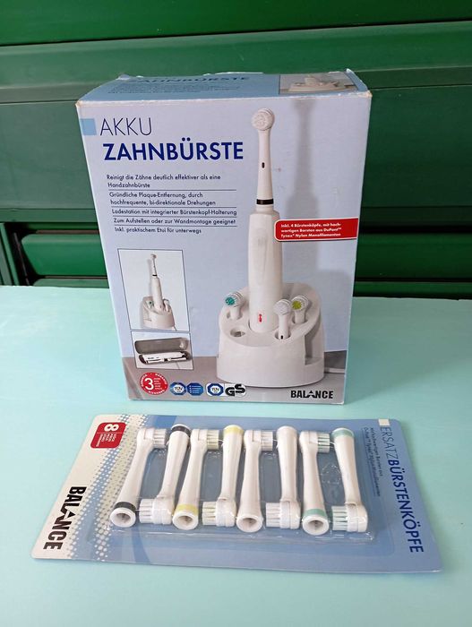 Escova de Dentes Elétrica com recargas