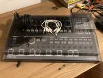 Arturia minibrute 2s com decksaver