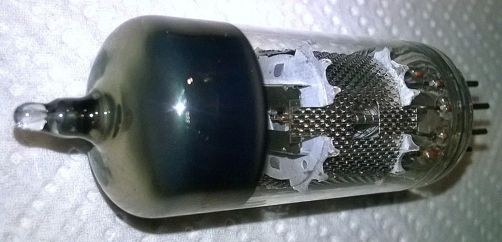 EF80 Lampa elektronowa, Pentoda, POLAM (USA 6BX6)