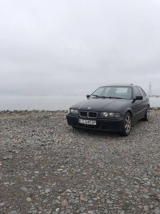 Продам БМВ є 36 в хорошому стані