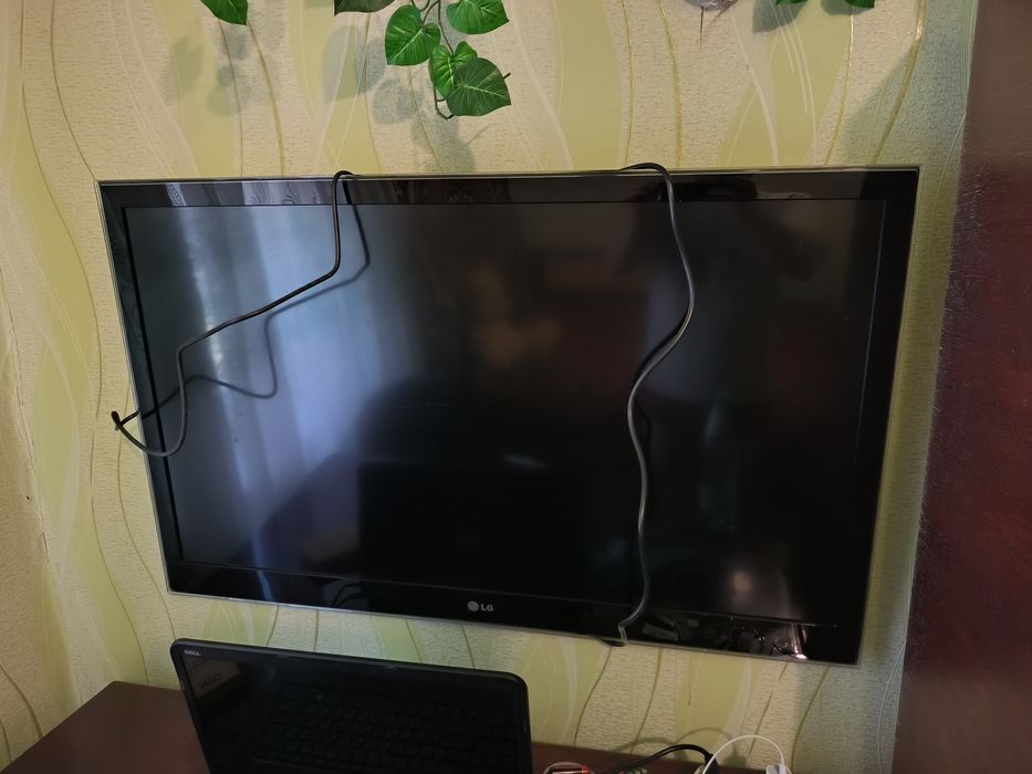 Телевізор 2 шт по ціні одного