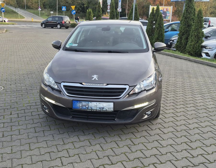 Peugeot 308 peugeot 308 1.6 125 km active mały przebieg auto prywatne