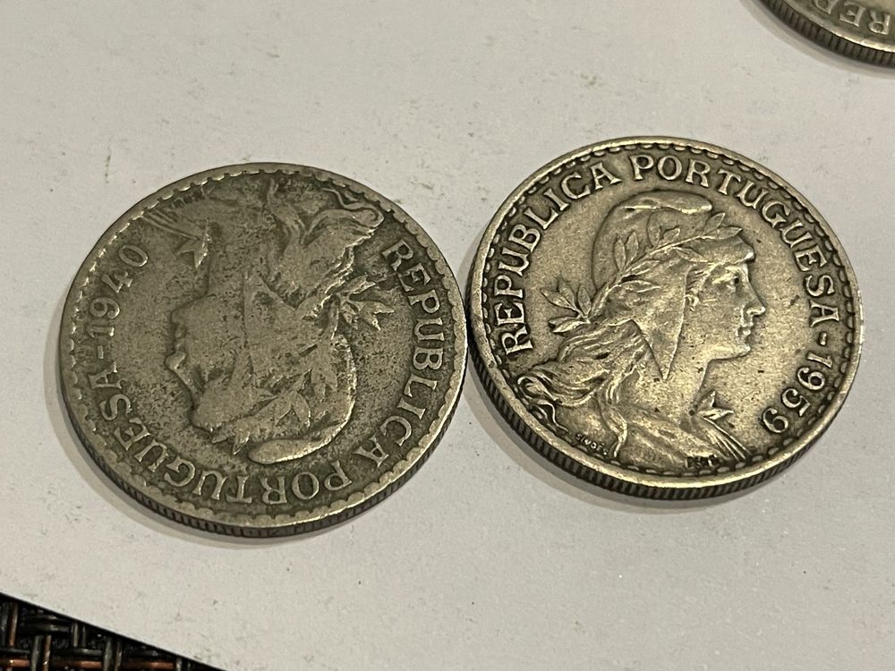 22 moedas de 1$ antigas de varias datas