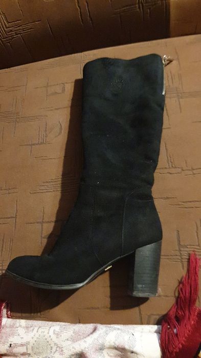 Замшеві зимові сапоги