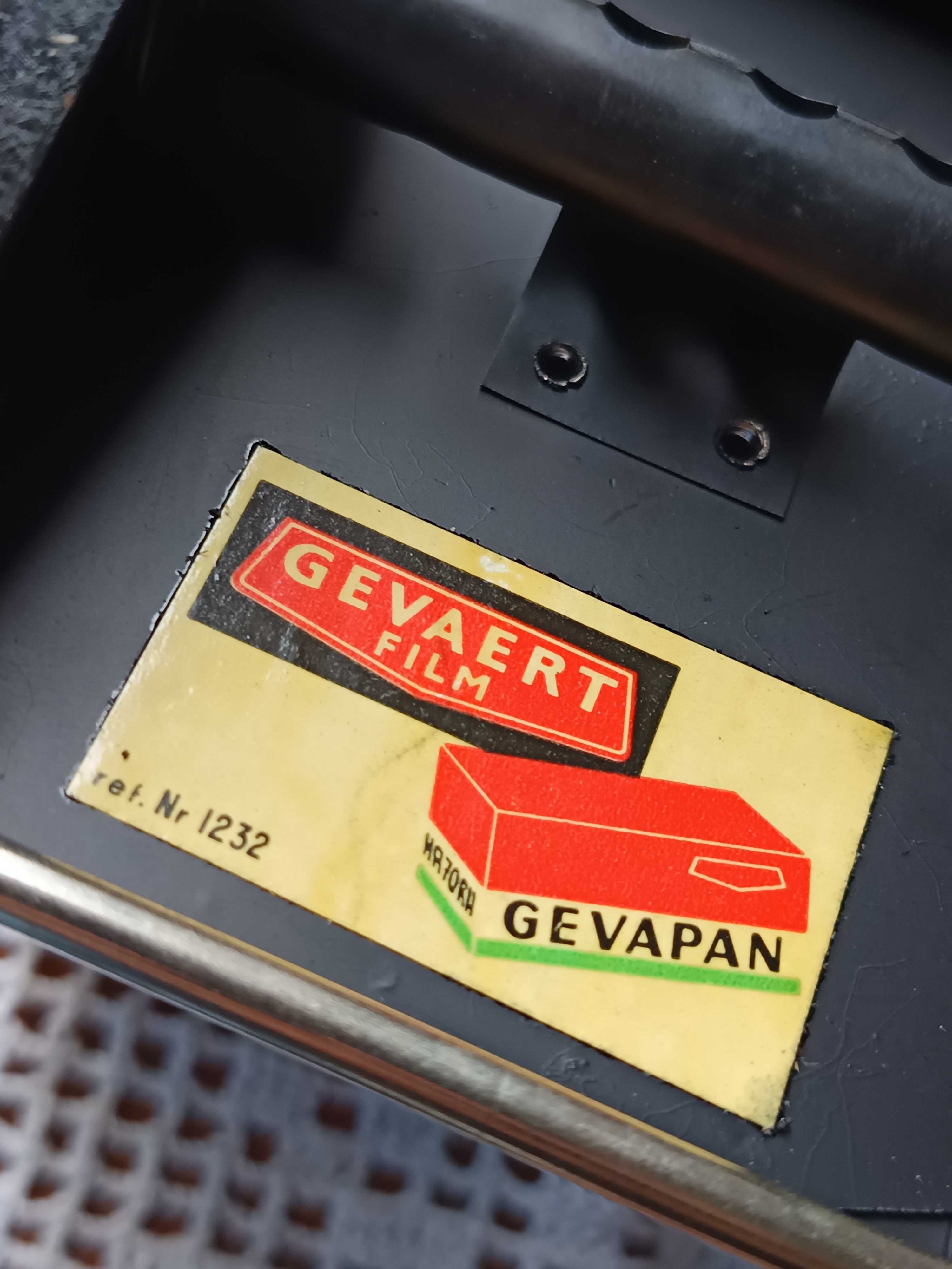 Câmara Gevaert Gevabox (câmara de caixote/box)