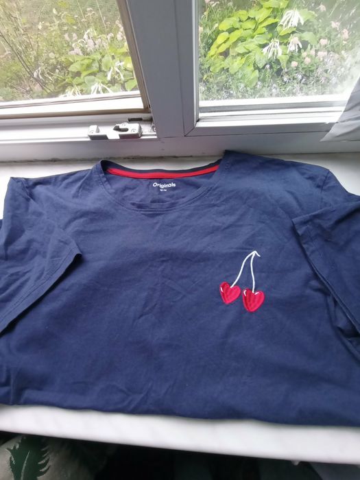 Женская футболка 100% хлопок, размер М.