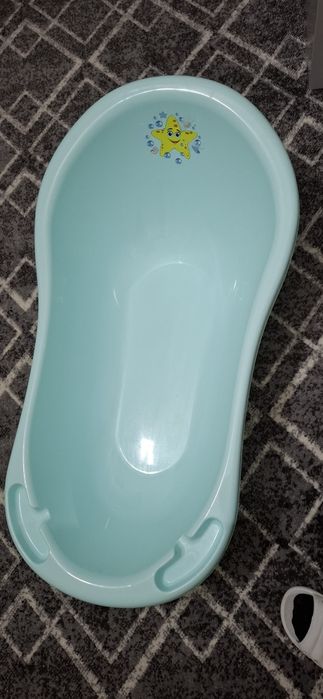 Ванночка для дитини