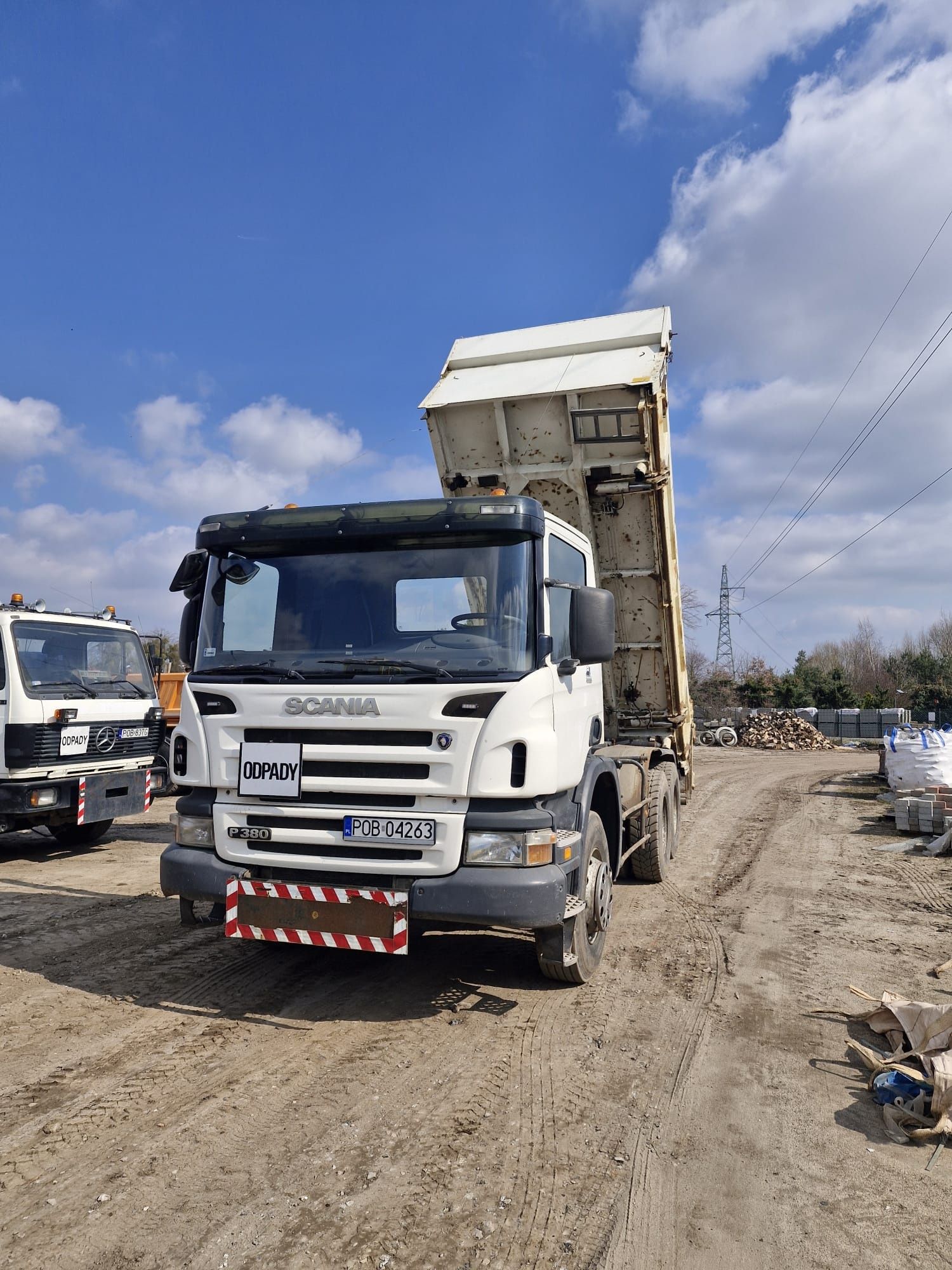 Wywrotka Scania P 380