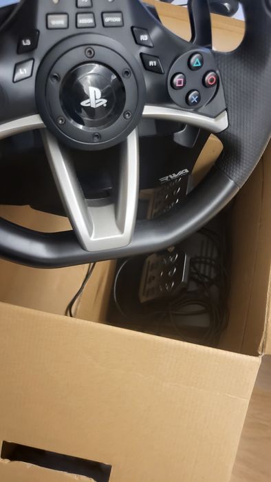 Volante PS4/PS3 (Racing whell Apex)