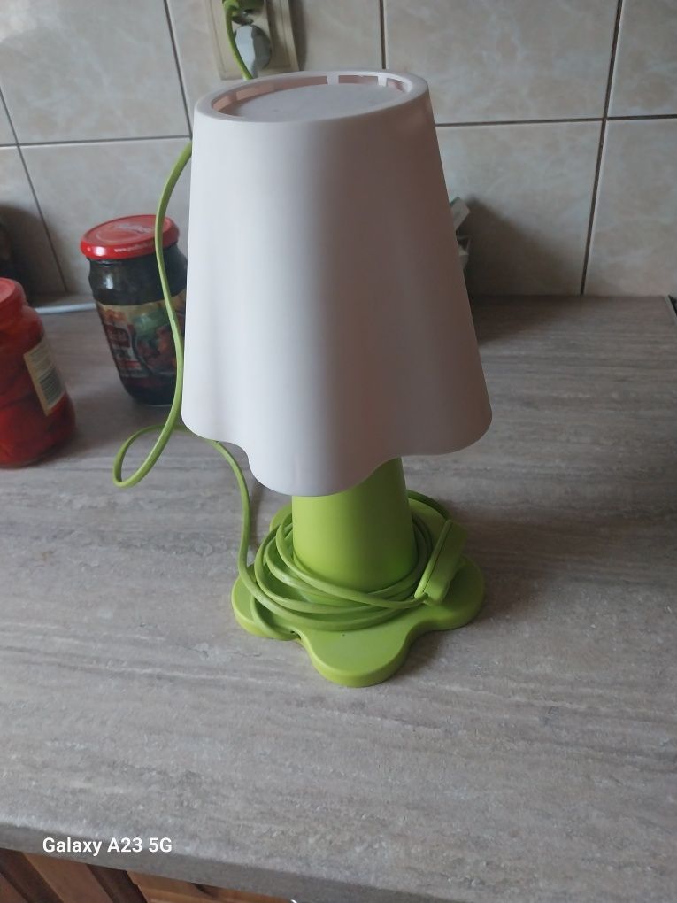 Lampka zielona z ikiei