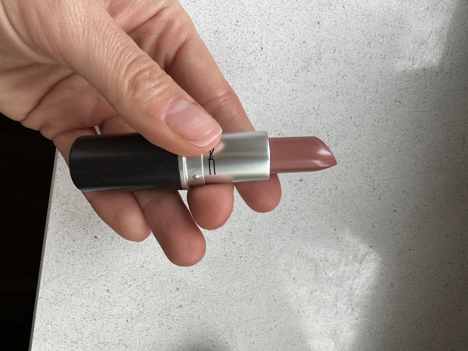 MAC szminka Love U Back