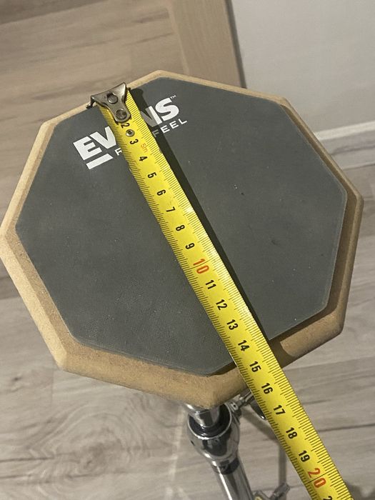 ТРенувальний пад Evans RealFeel на стійці (6”, стійка до 120 см)