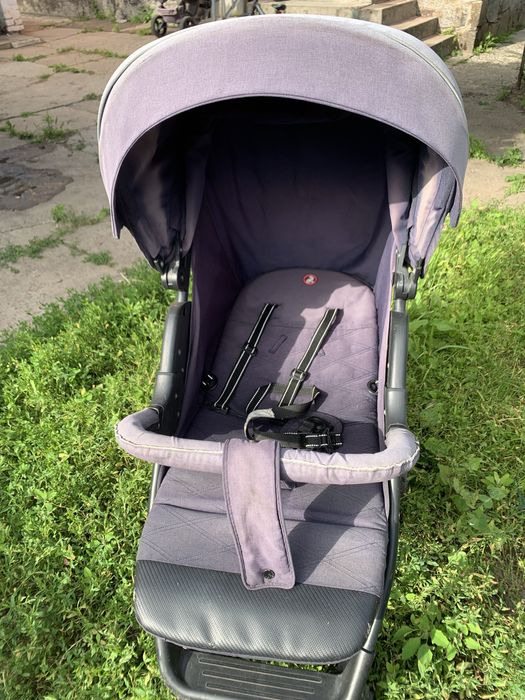 Коляска карелло