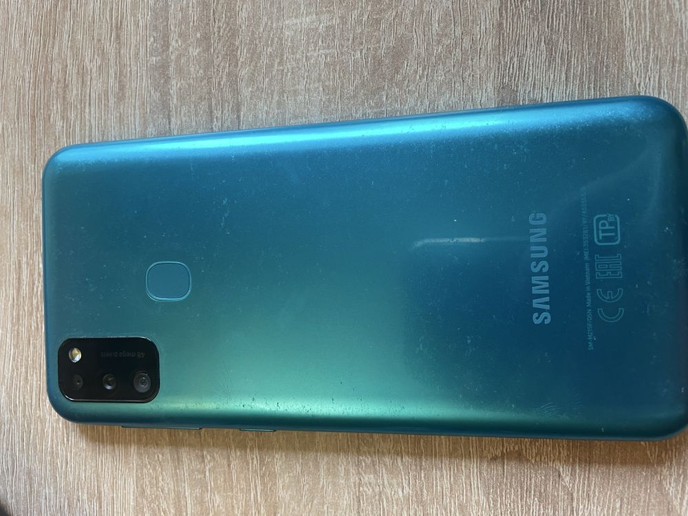 Продаю смартфон Samsung Galaxy M21