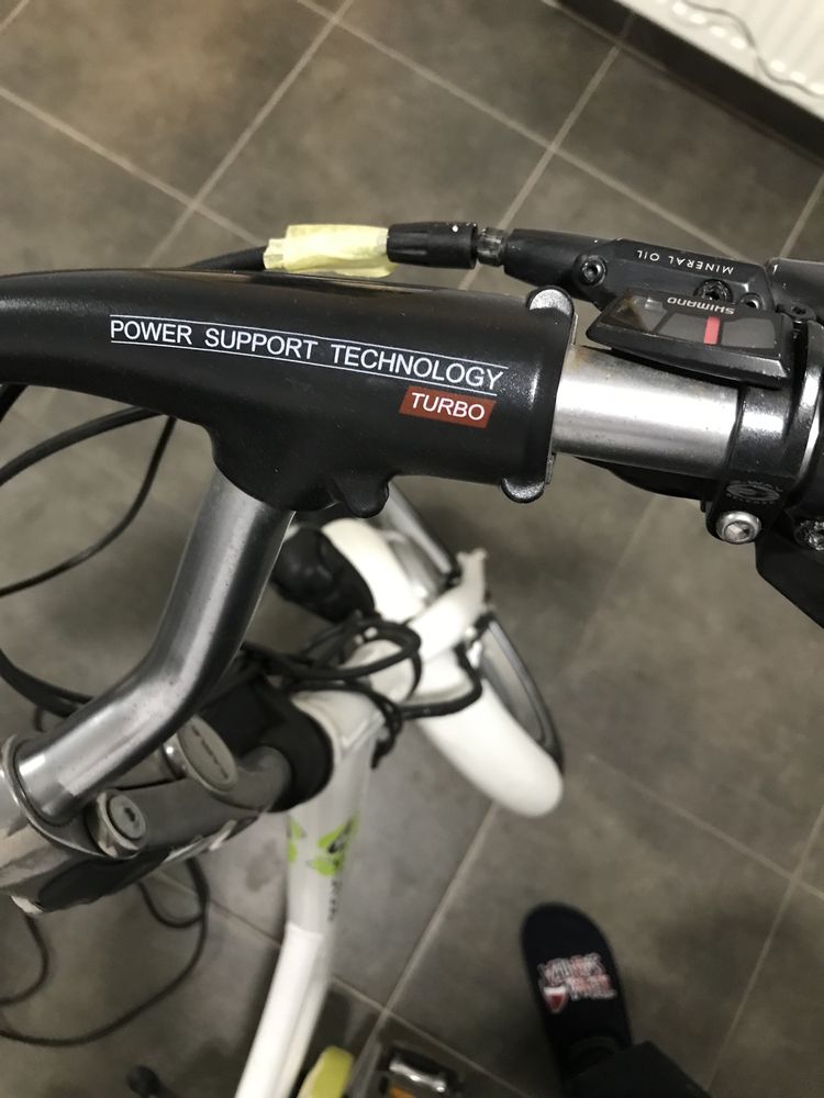 Rower Pegasus TranzX PST, opony Schwalbe
