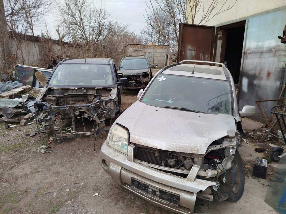 X-TRAIL T30 Передня панель, телевізор, окуляр, супорт радіаторів, шрот