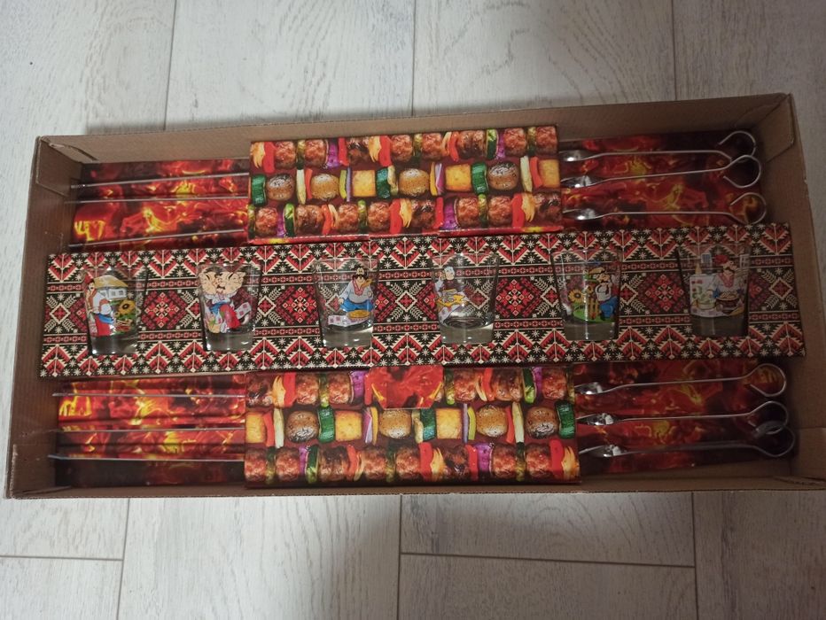 Набір для шашлика 6 шампурів +6 чарок 50г "Самогон", Farglass,