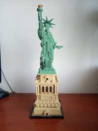 Конструктор LEGO Architecture Статуя Свободи 1685 деталей