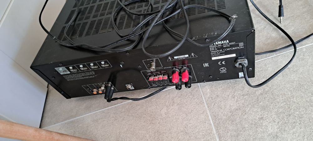 Yamaha HTR 2067 Kino domowe Amplituner + głośniki + subwoofer